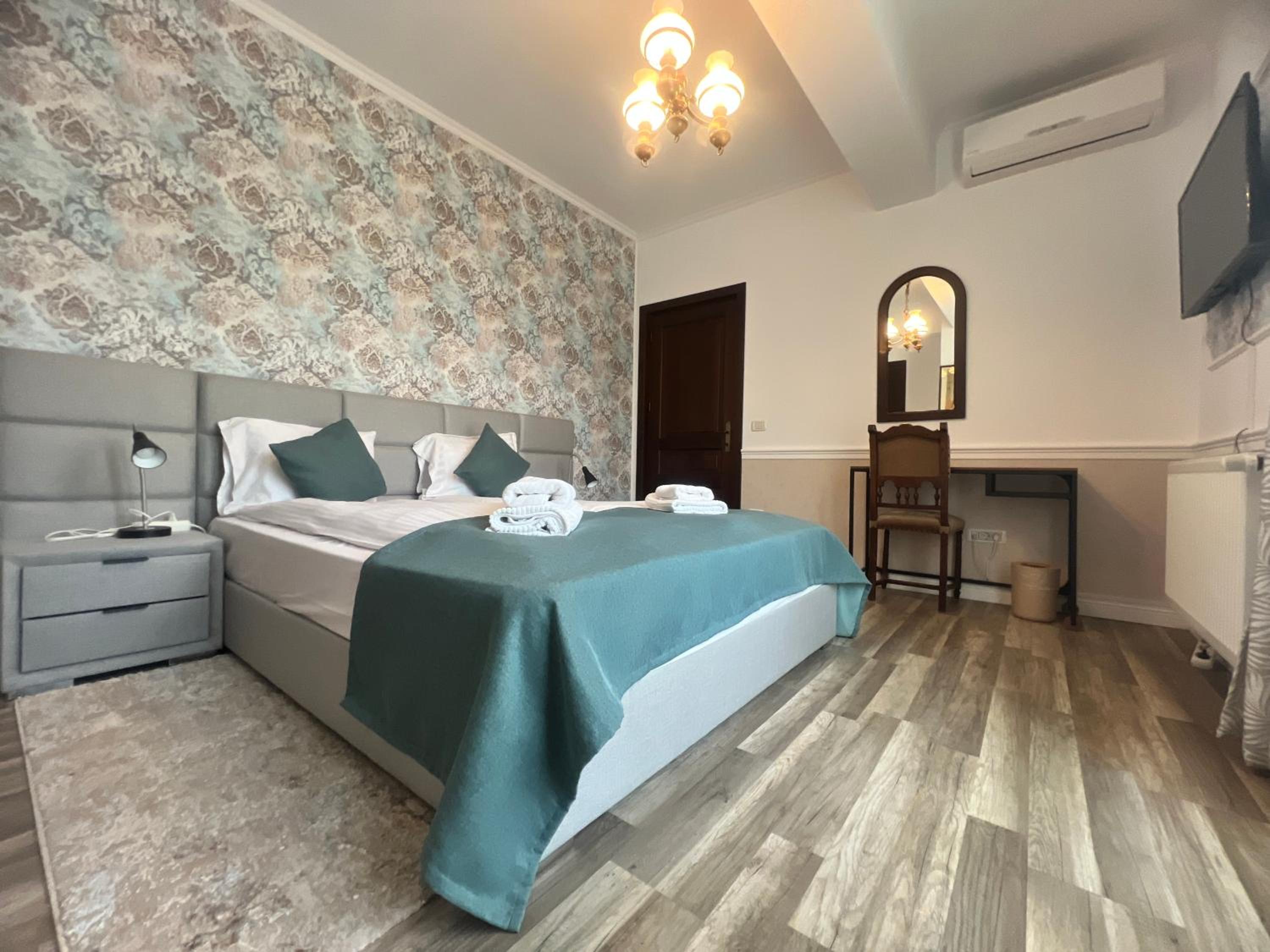 Aviator Boutique Residence view 3