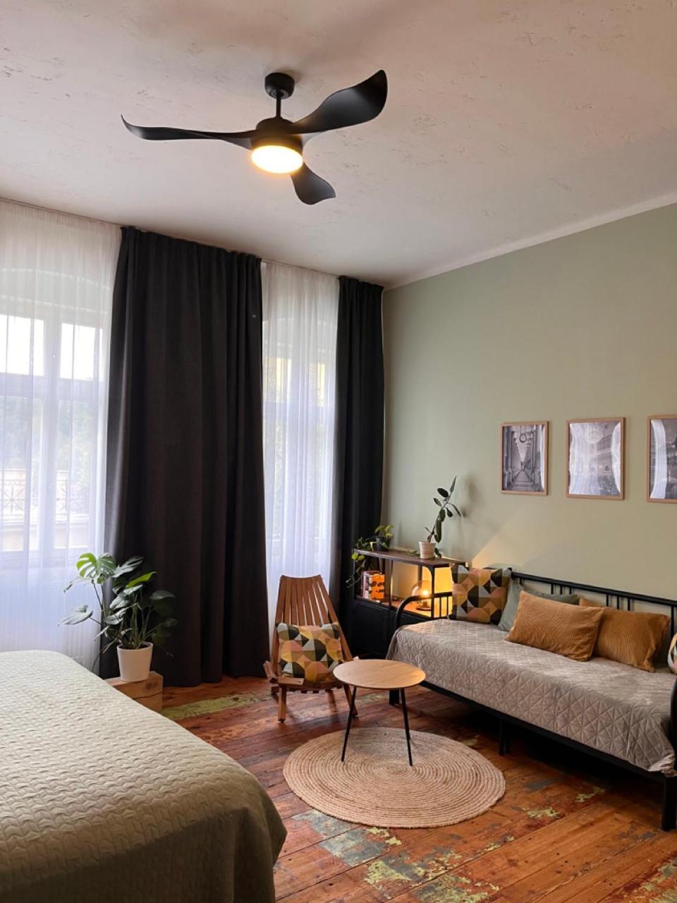 FOUR ROOMS Carlsbad Authentic