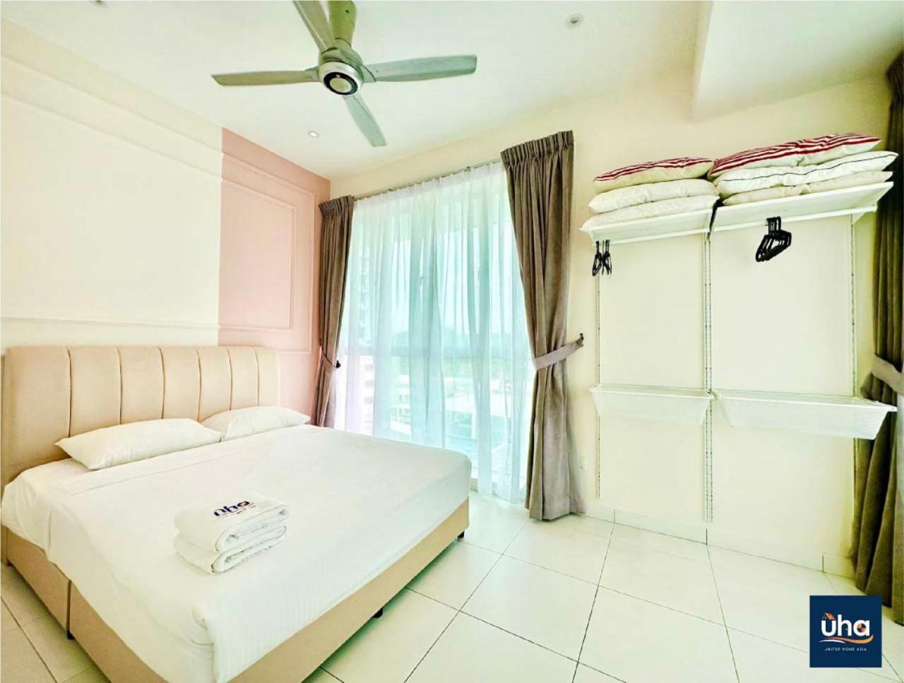 Akademik Suite by RR JBcity