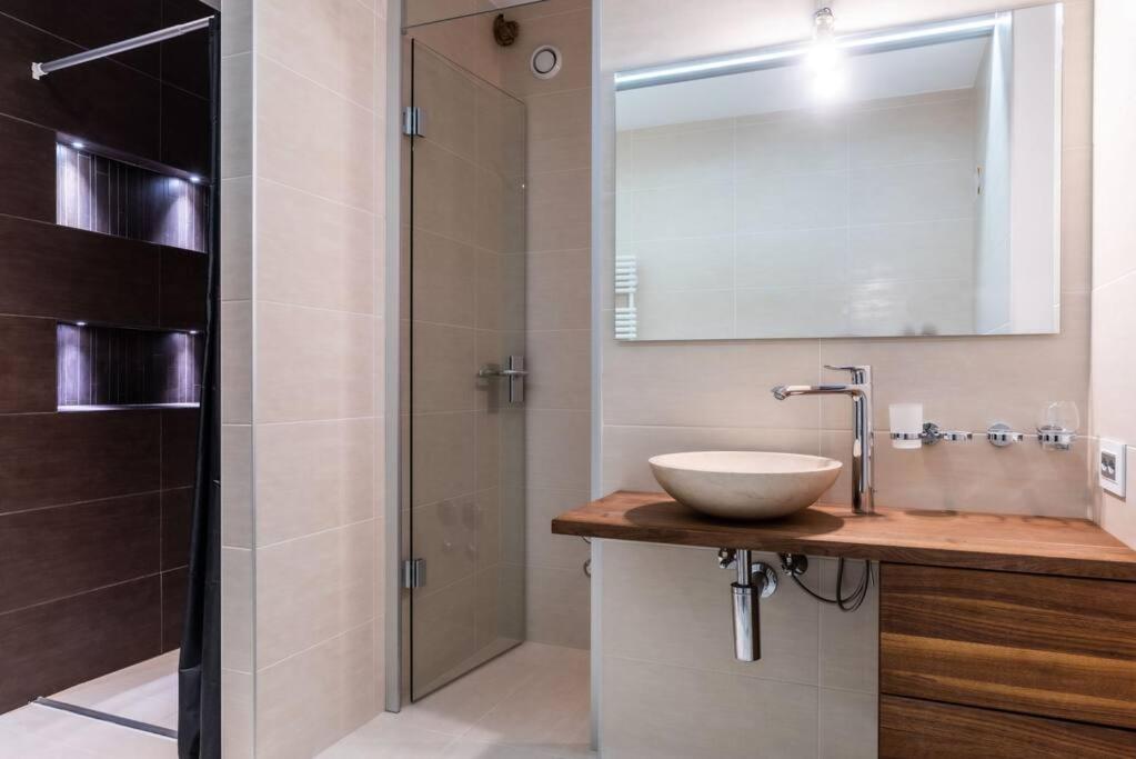 Eglise catholique - Cosy and bright apartment in Montreux