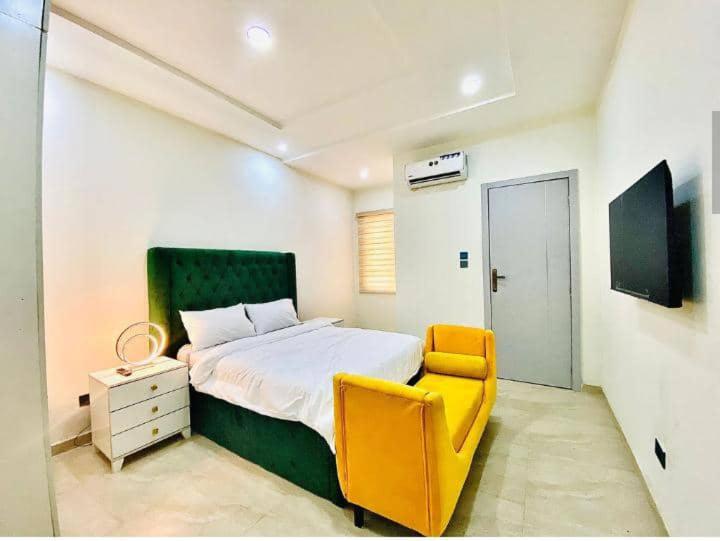 3 bedroom at orchid view 2