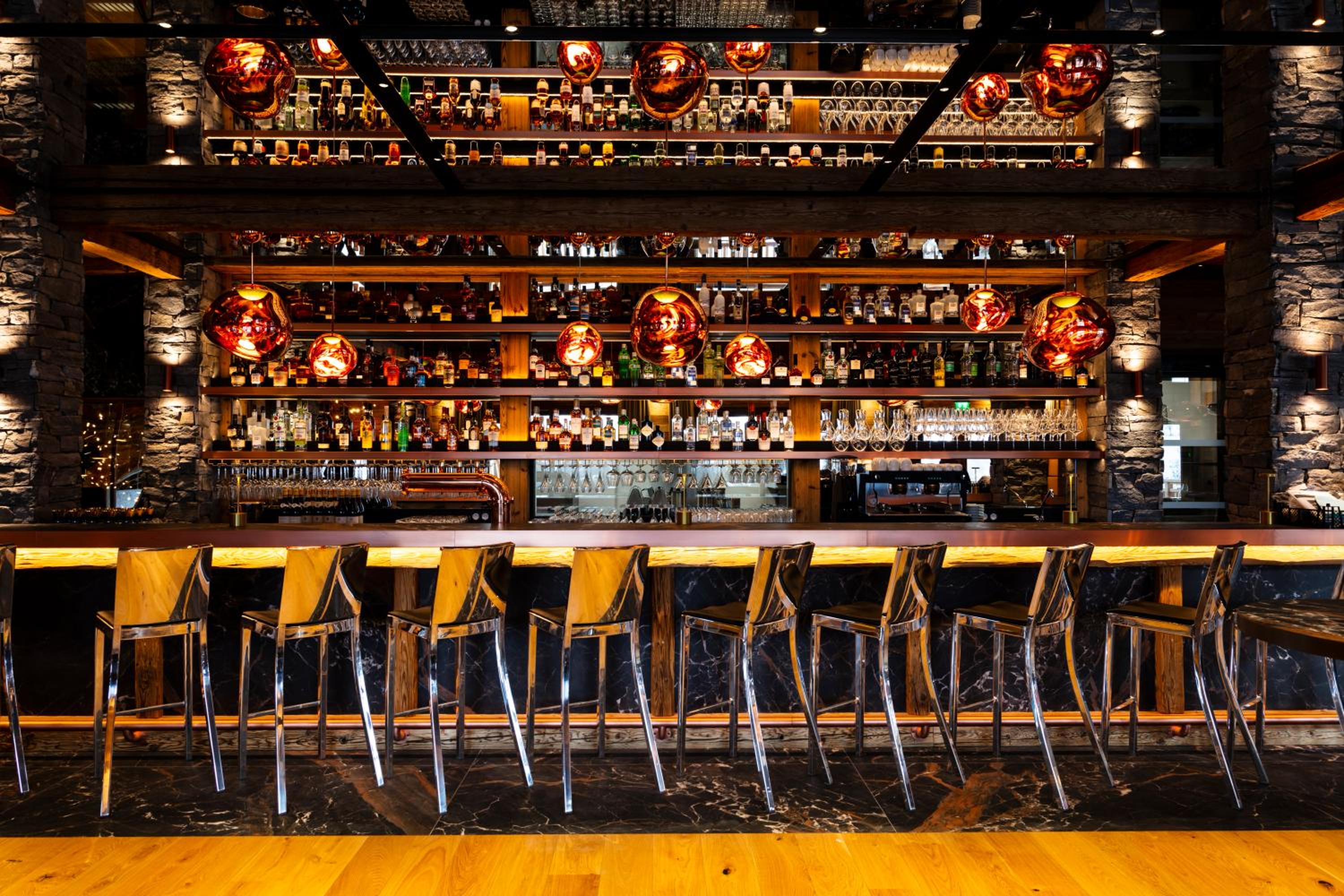 bar