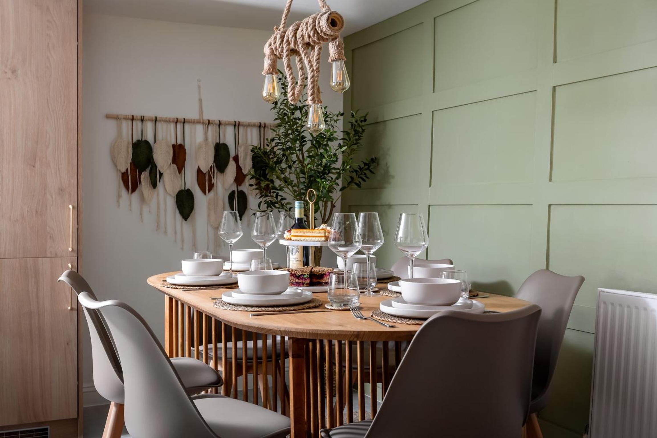 Stow on the Wold Scandi Chic Authentic Cottage
