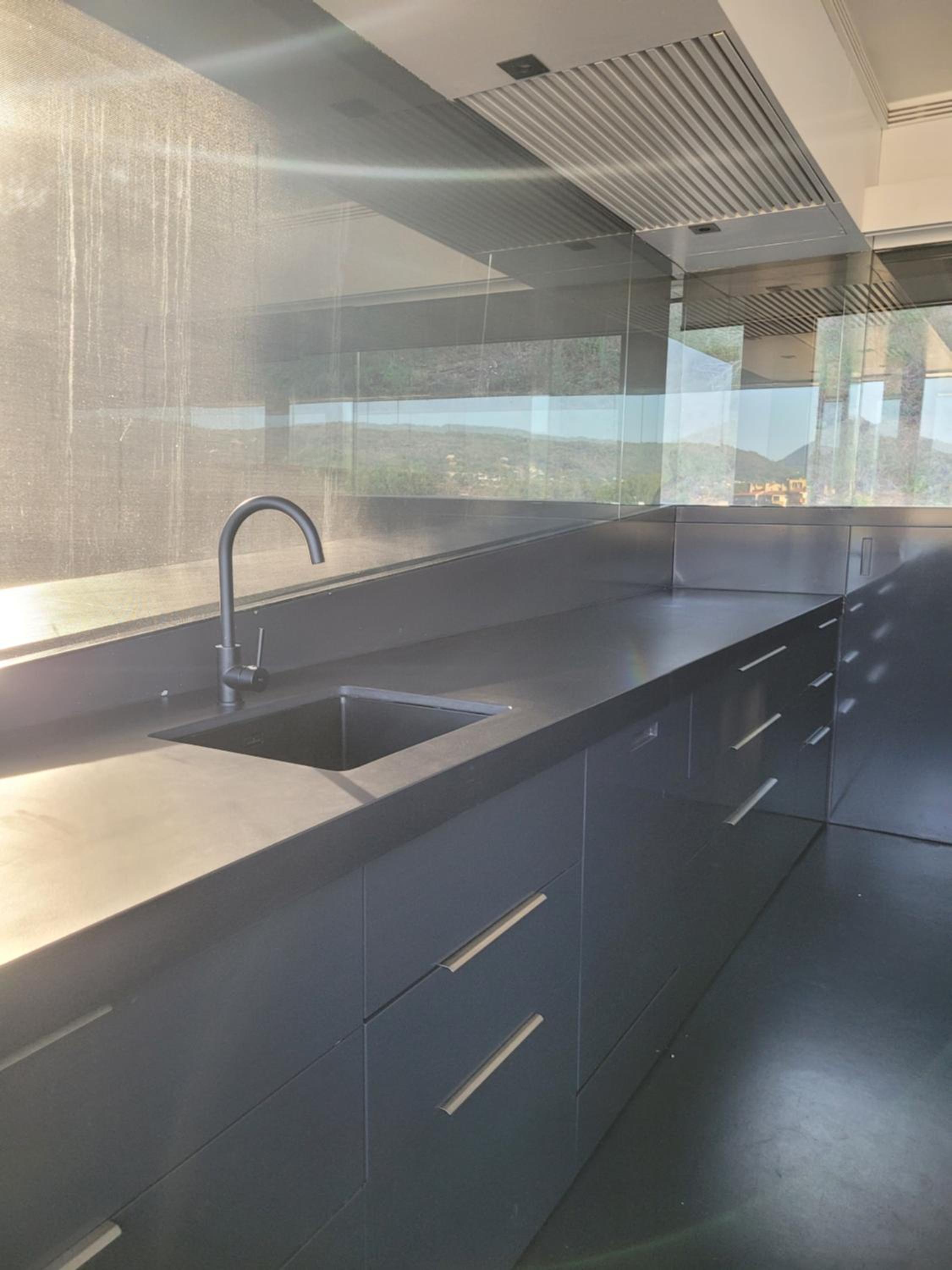 the black line house