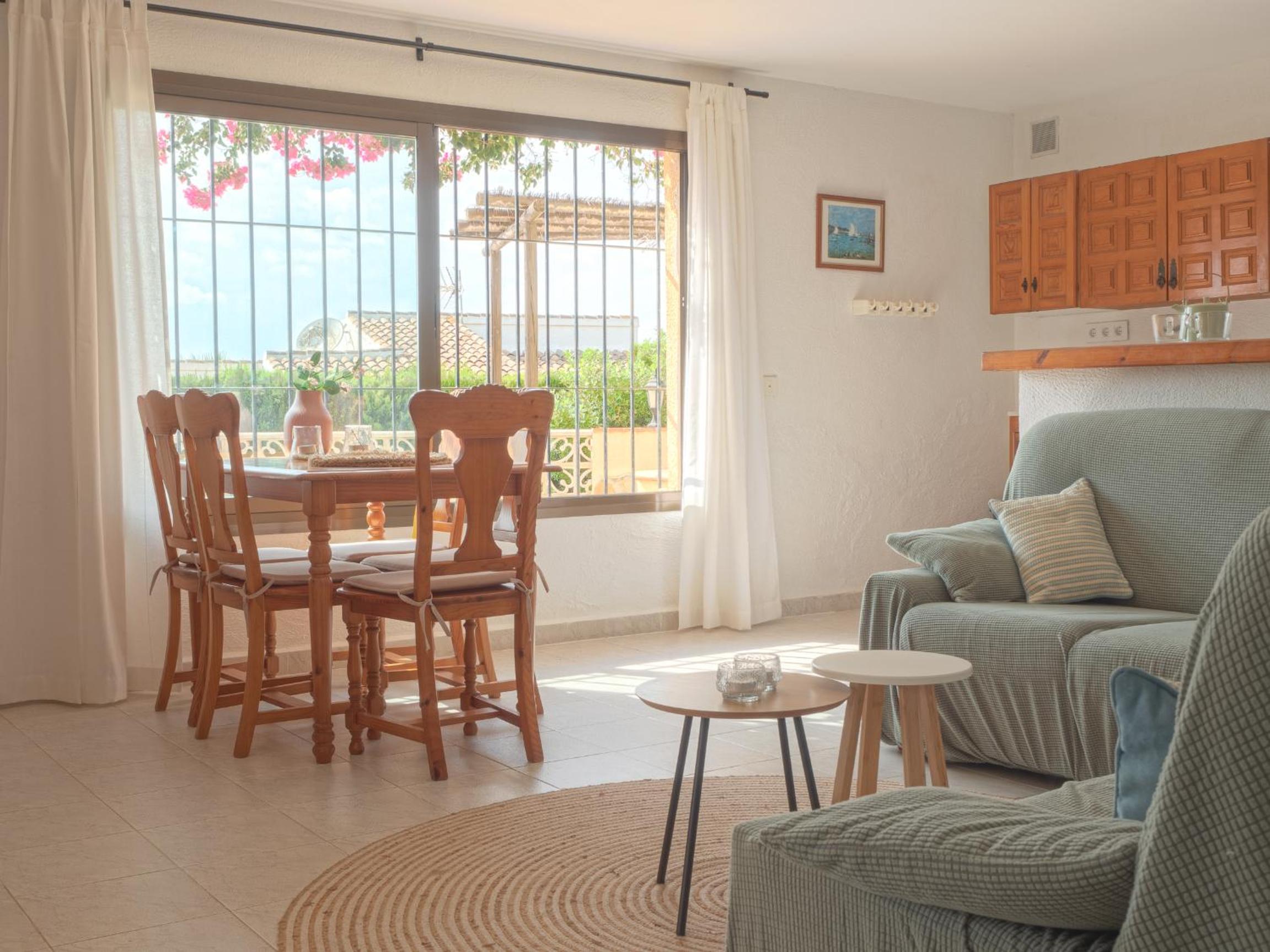 Authentic groundfloor apartment in beautiful villa, Javea