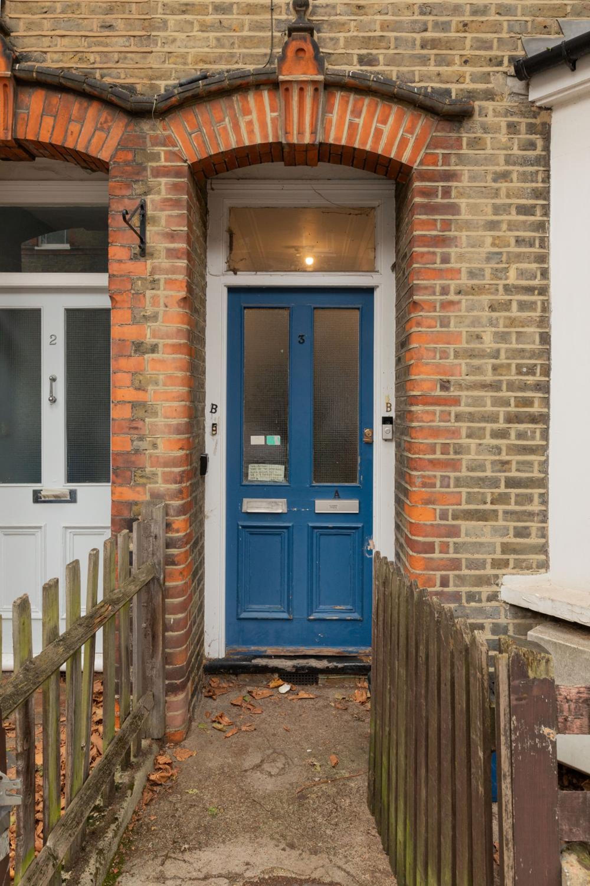 Charming 1 Bed Flat w Courtyard in Central London