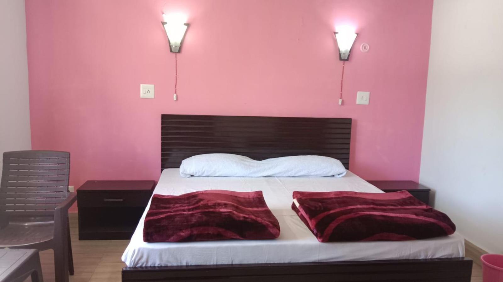 Villotale Khadait SH
