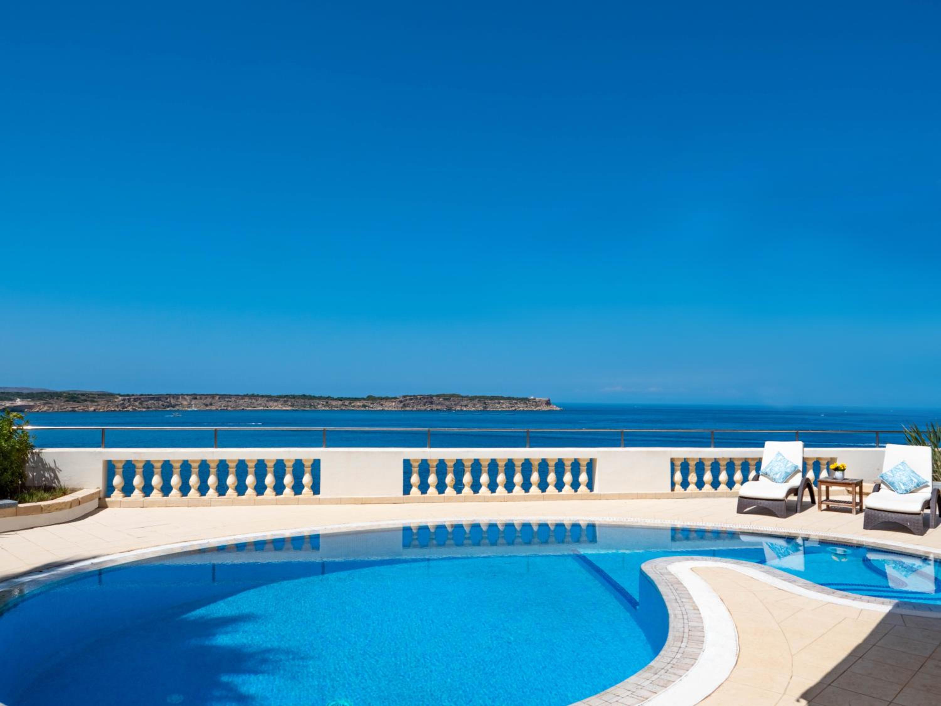 Villa Palma - Sunset Sea Views with Pool, Jacuzzi, Sauna and Games Room view 2