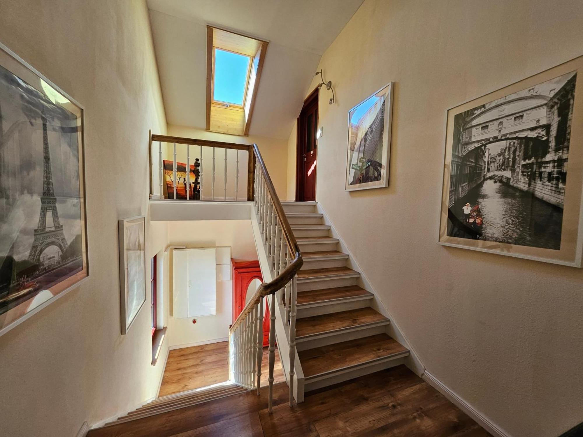 Apartments am Saalebogen mit Gartenterrasse, Grillkamin und freie Parkplätze
