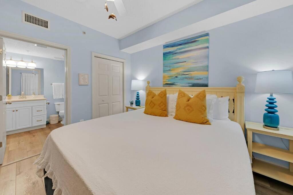 Beachfront Condo #906 at Majestic view 4
