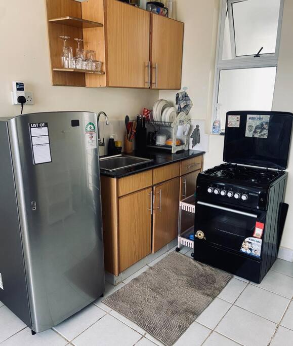 UrbanChicNest, Studio Apartment.