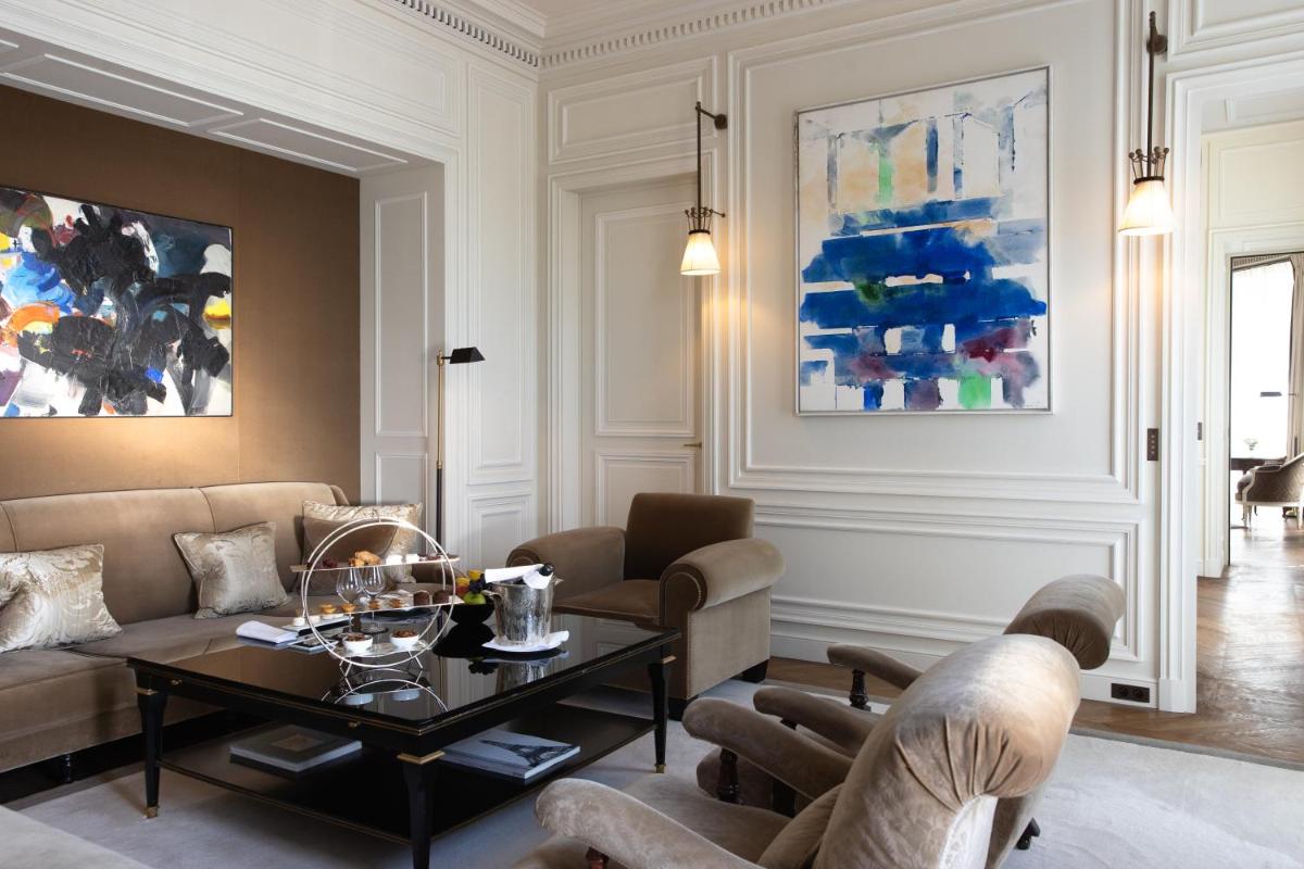 La Reserve Paris Hotel and Spa 25
