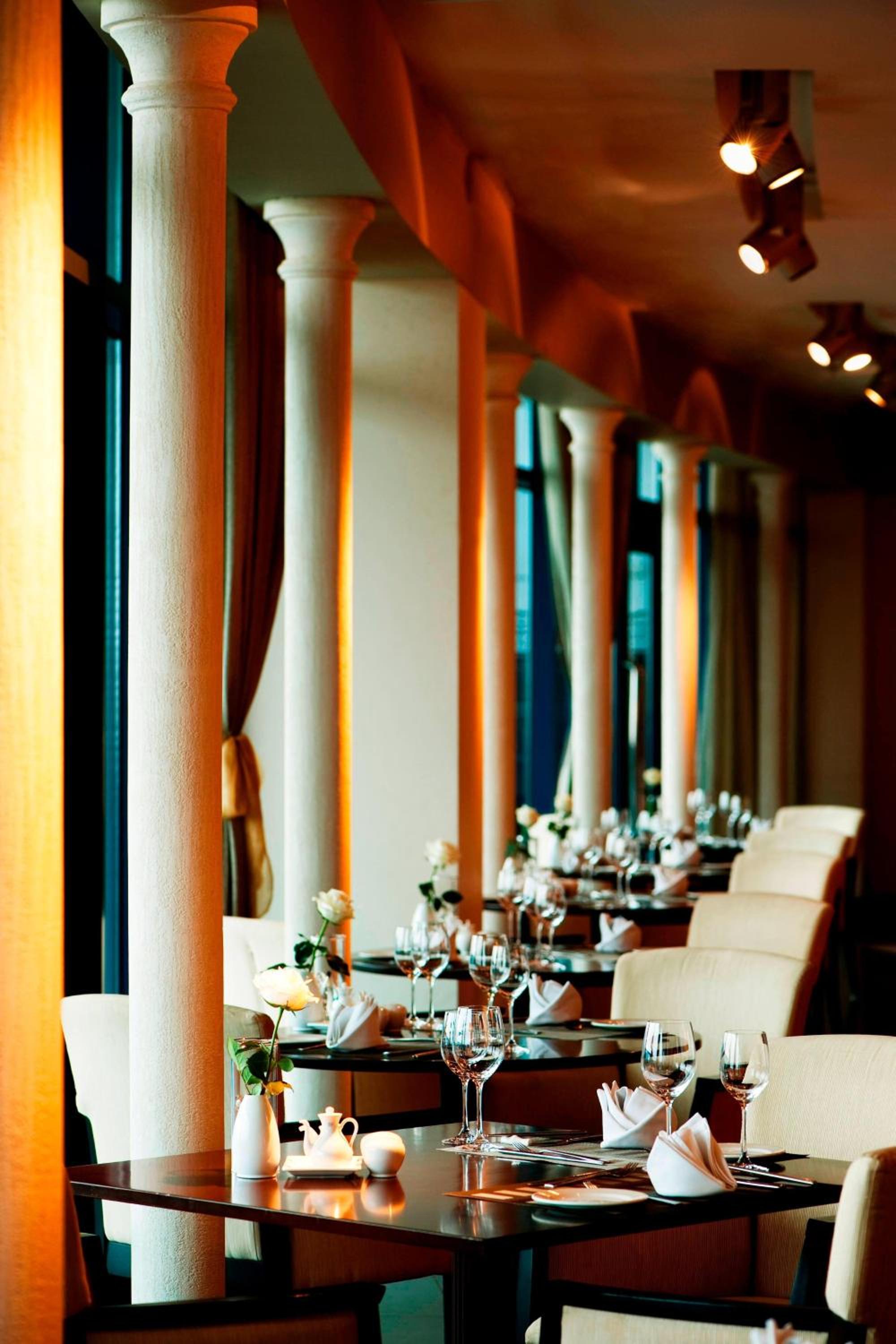 Le Meridien Al Aqah Beach Resort