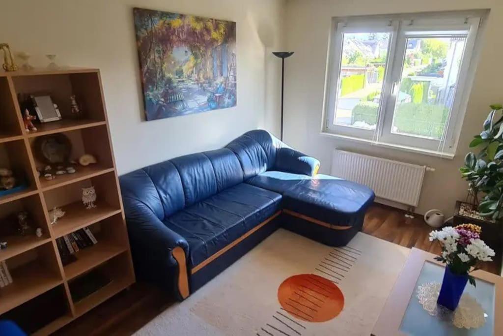 Modern townhouse, quiet and close to the centre.