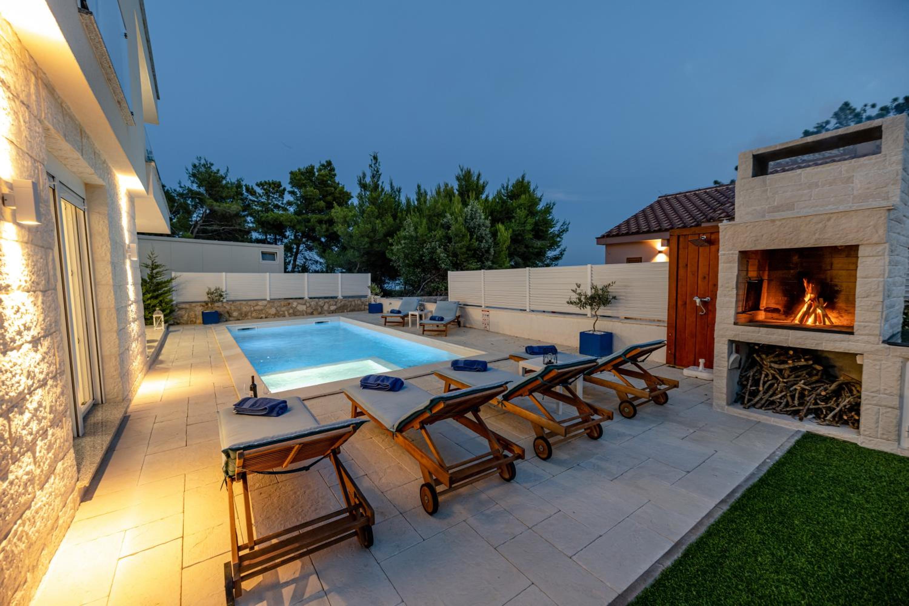 SEA VILLA VIR