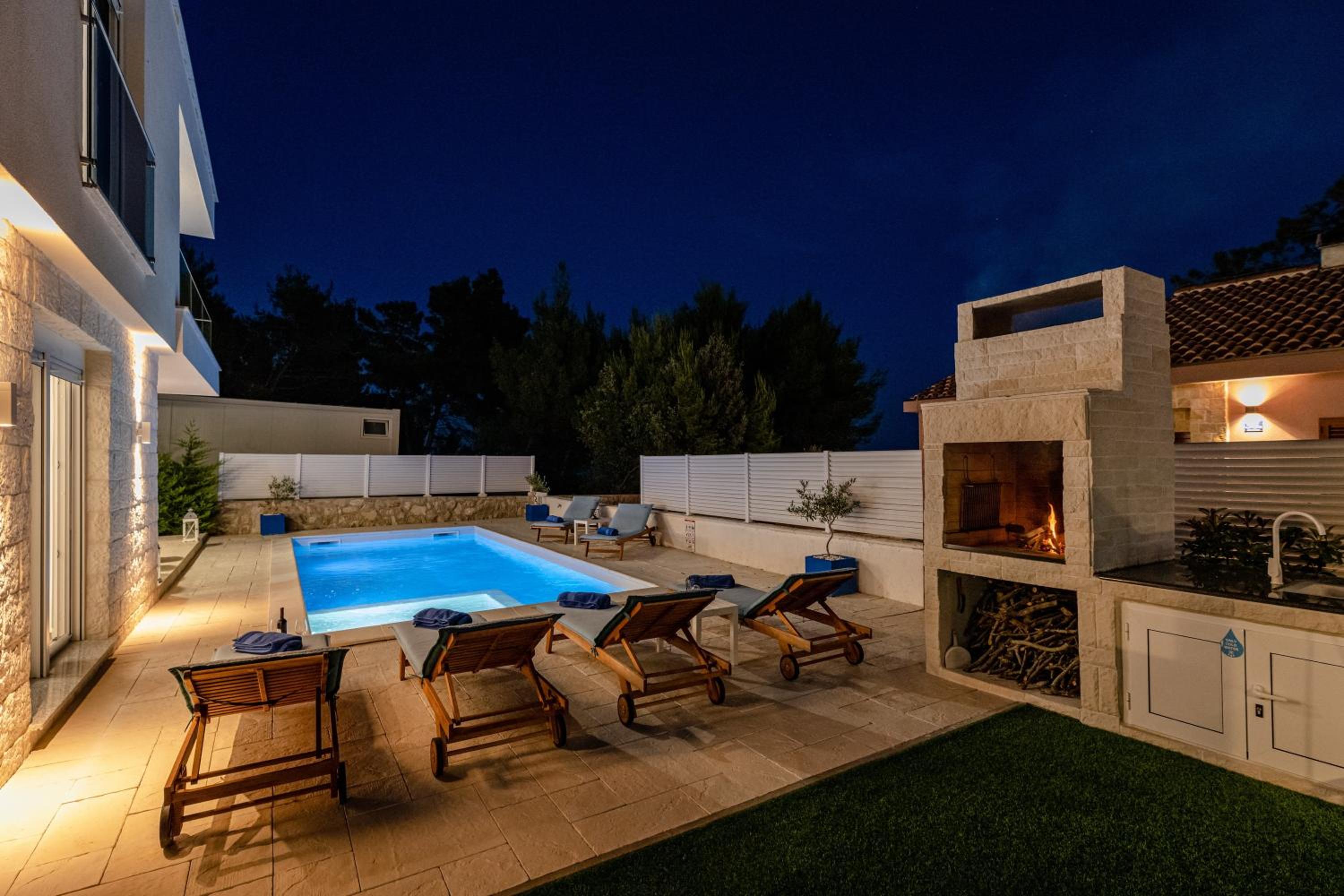 SEA VILLA VIR