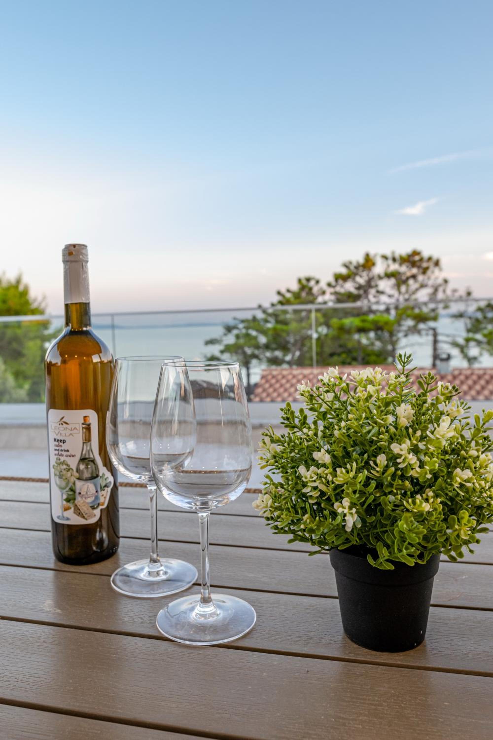 SEA VILLA VIR