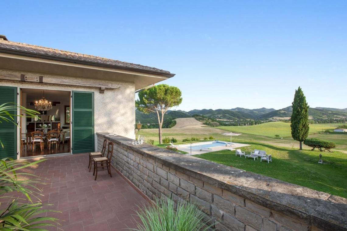 Villa Paola Holidays
