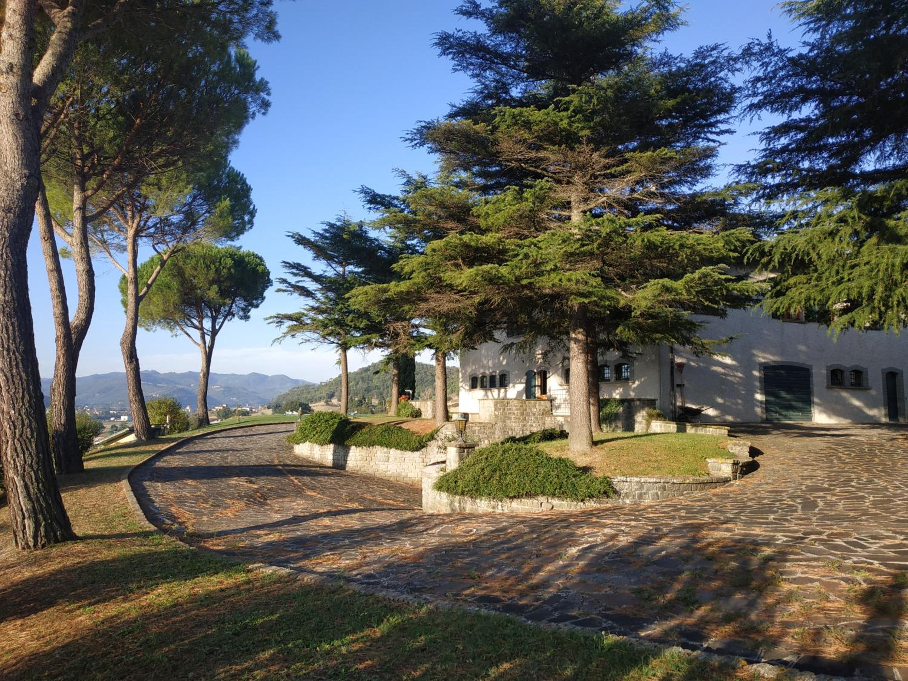 Villa Paola Holidays