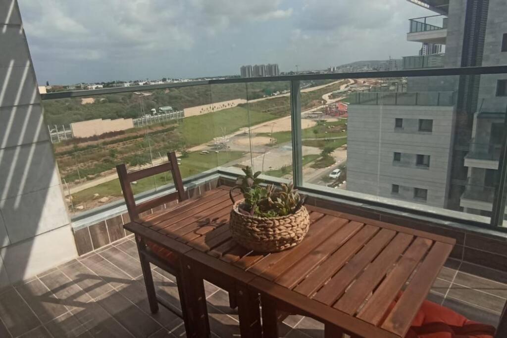 8th floor beach side new apt view 2
