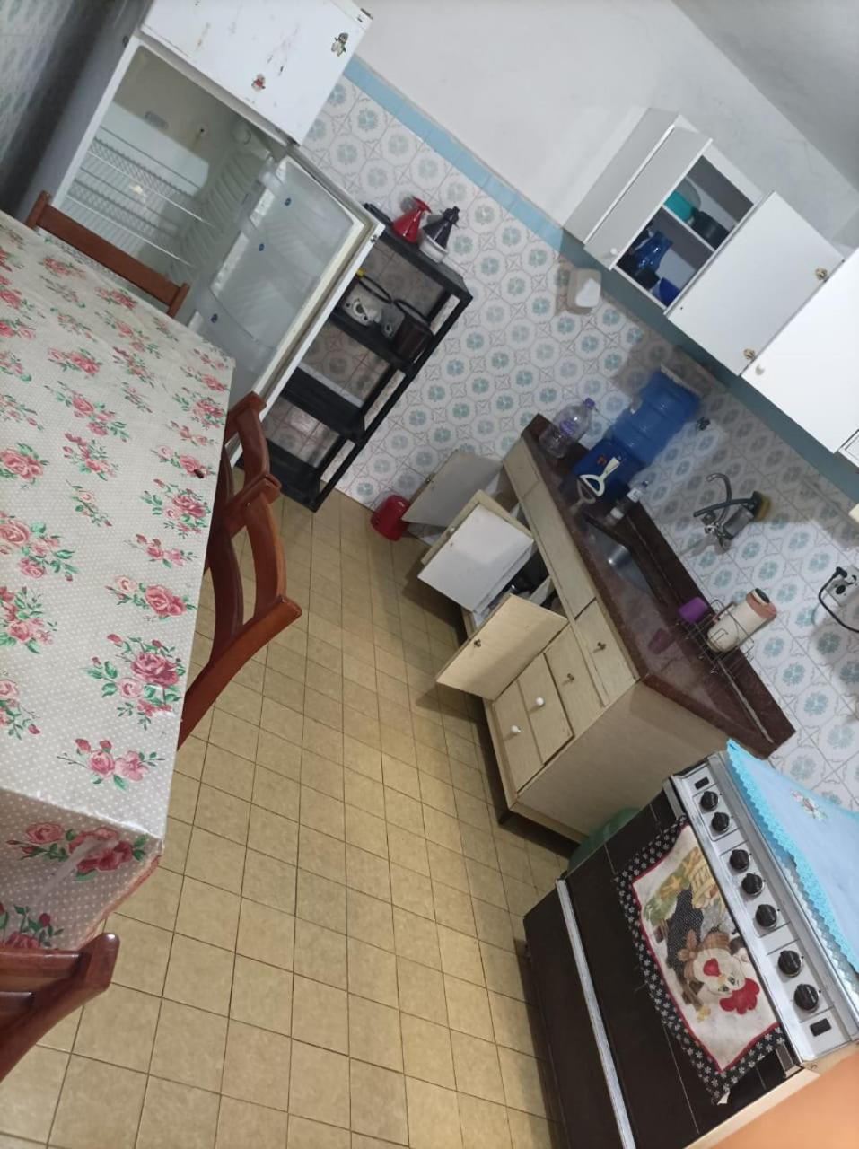 Casa para temporada na Praia Grande aprox 100 mts da praia