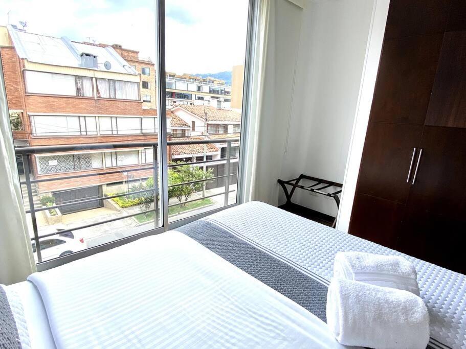 Unicentro, Clinica santafe, 1 hab, 2 baños