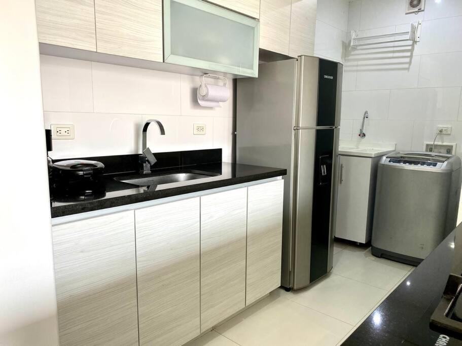 Unicentro, Clinica santafe, 1 hab, 2 baños