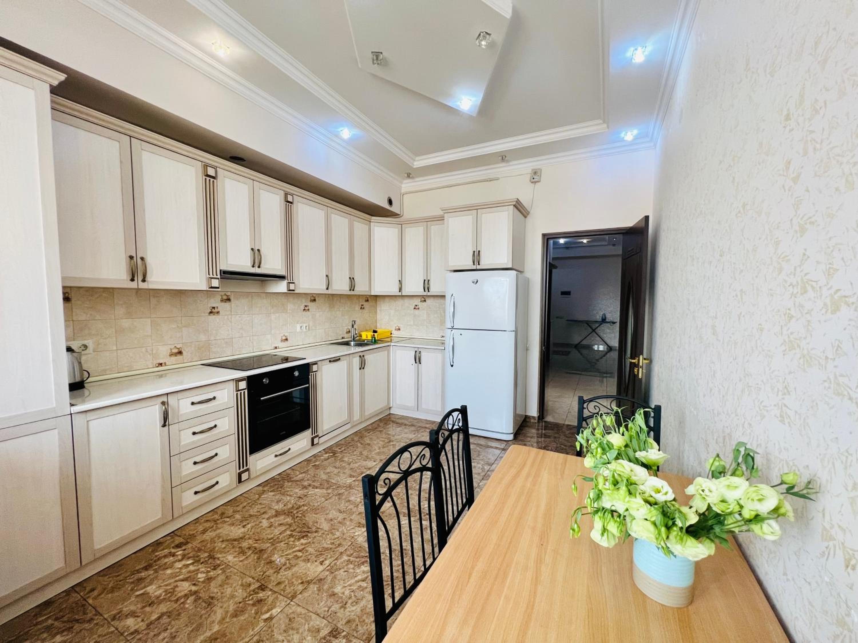 New Building Luxury and Large Apartment in Center with Balcony + Amazing View, Near Opera & Norther Avenue