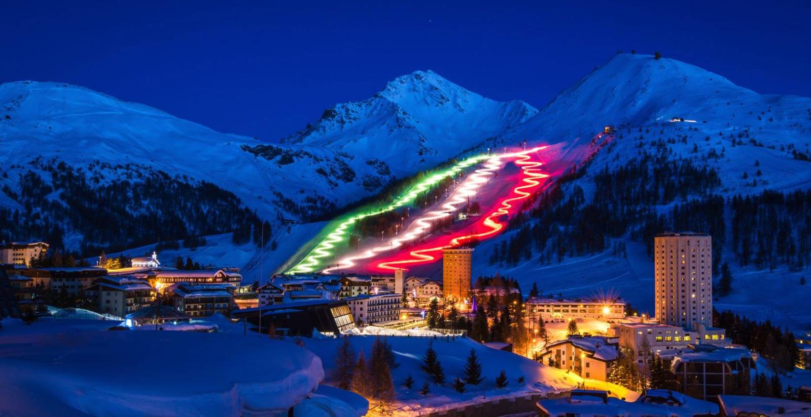 Sestriere vicino piste e centro view 4