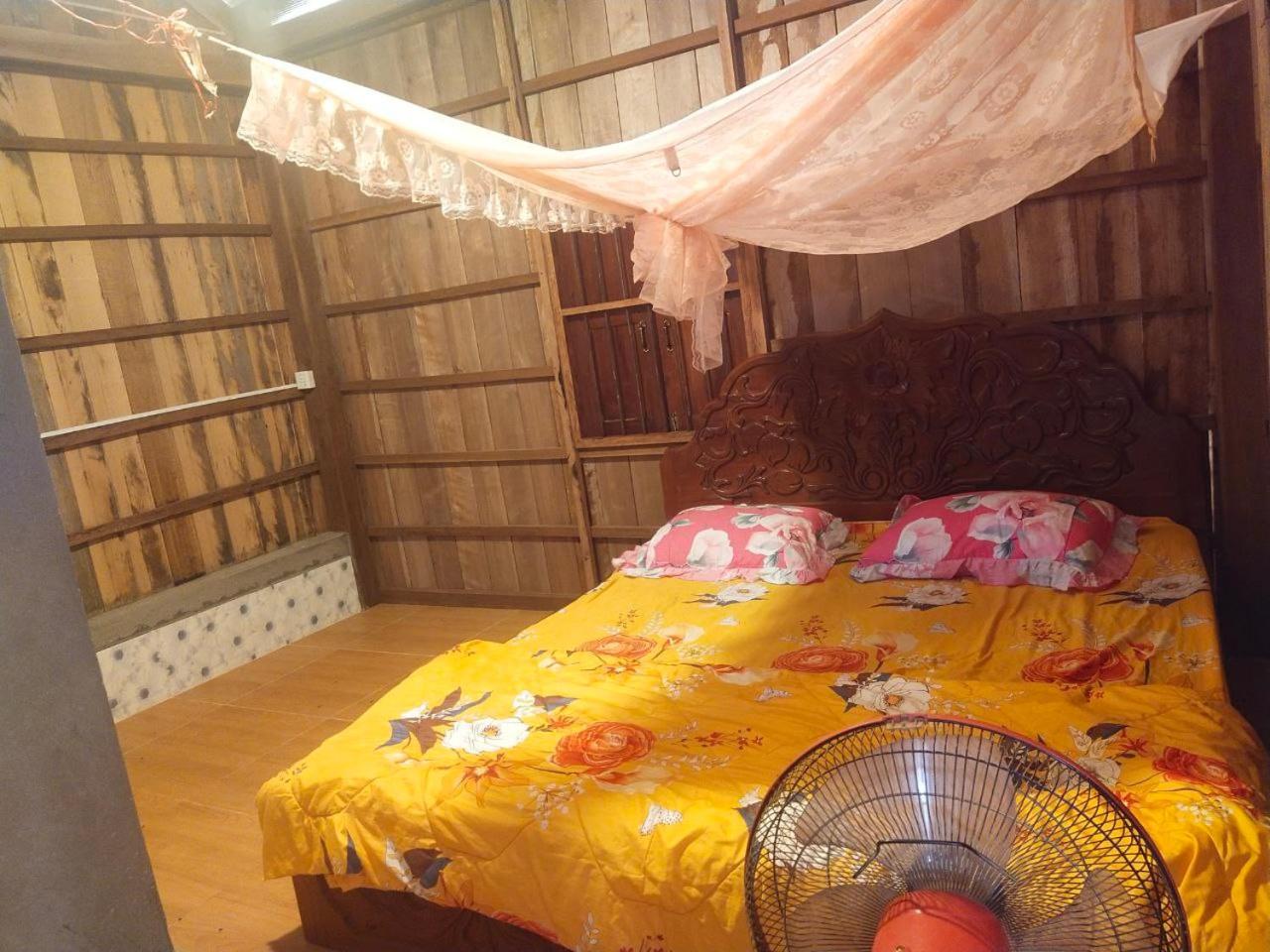 Banlung Hill Top House &Trekking