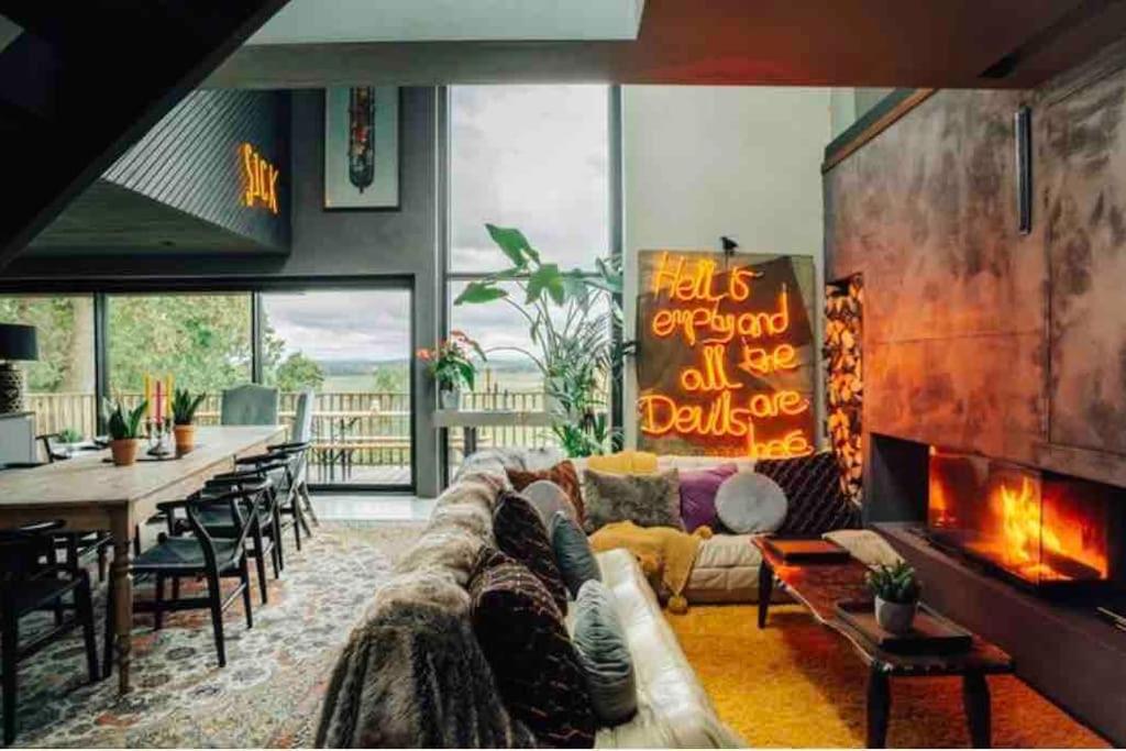 The Rook Retreat - Boutique house, design led features and hot tub view 2