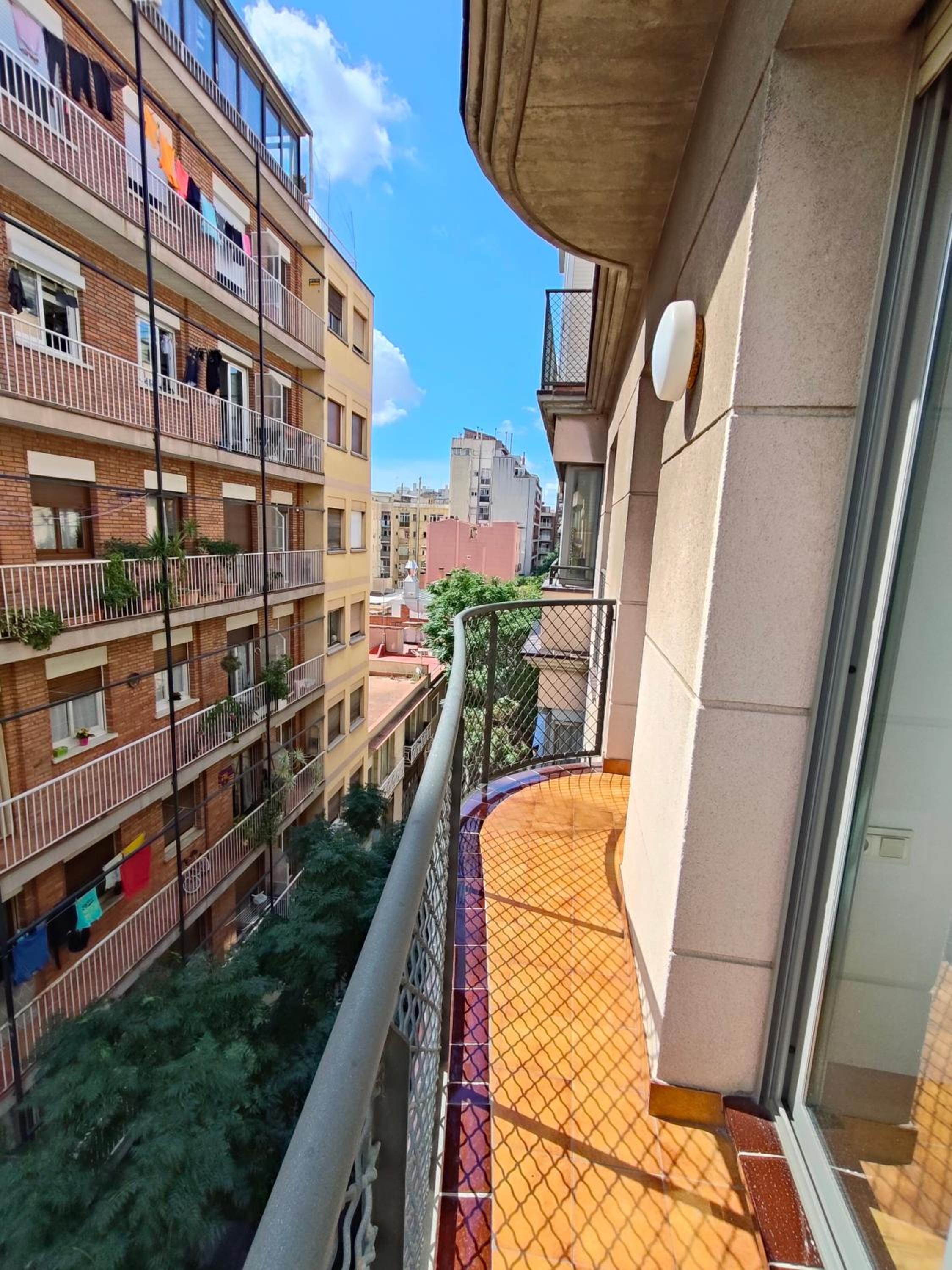 Sagrada Familia Apartment 265