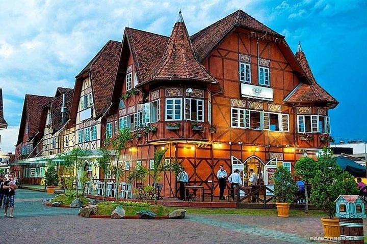 QUARTOS OKTOBERFEST