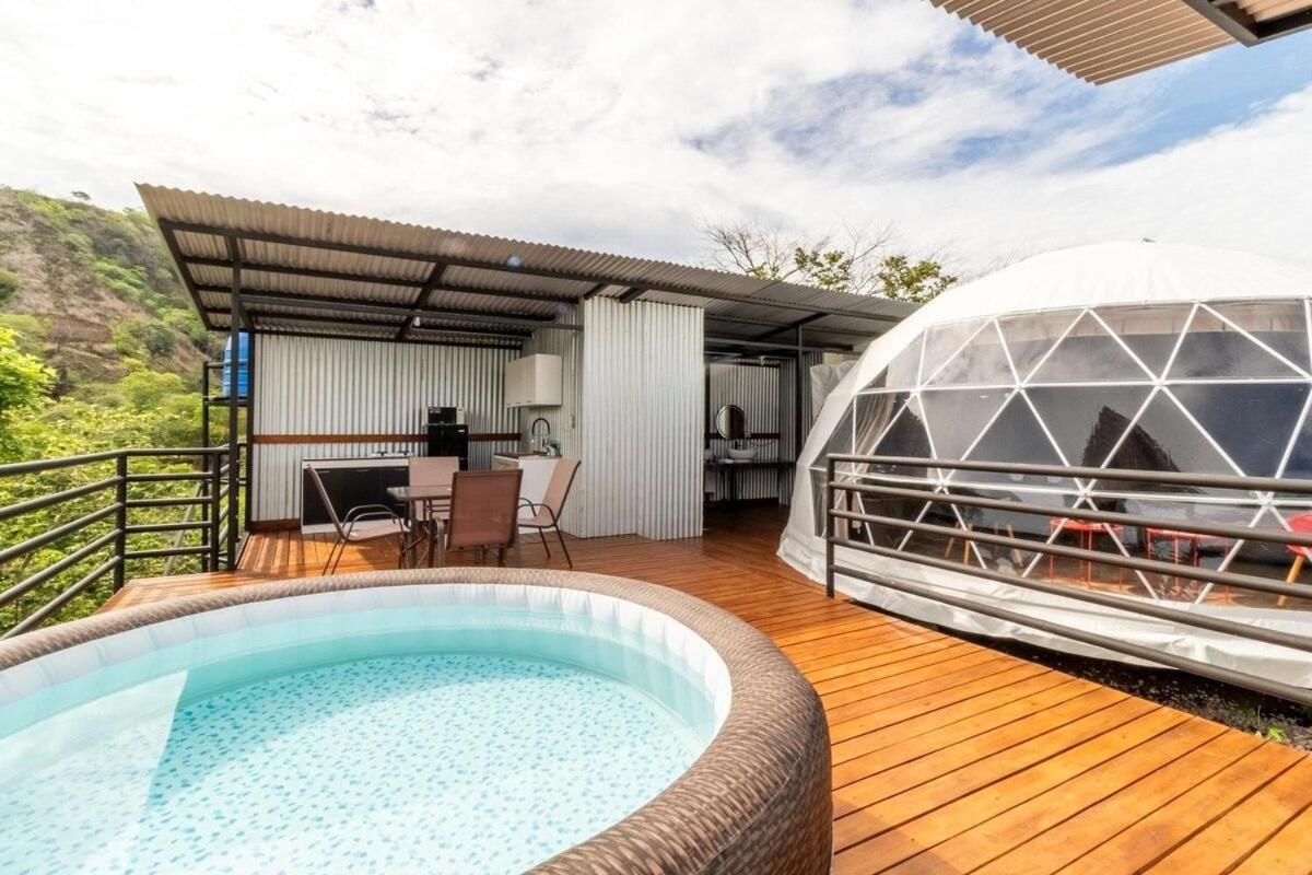 Glamping en Playa Potrero