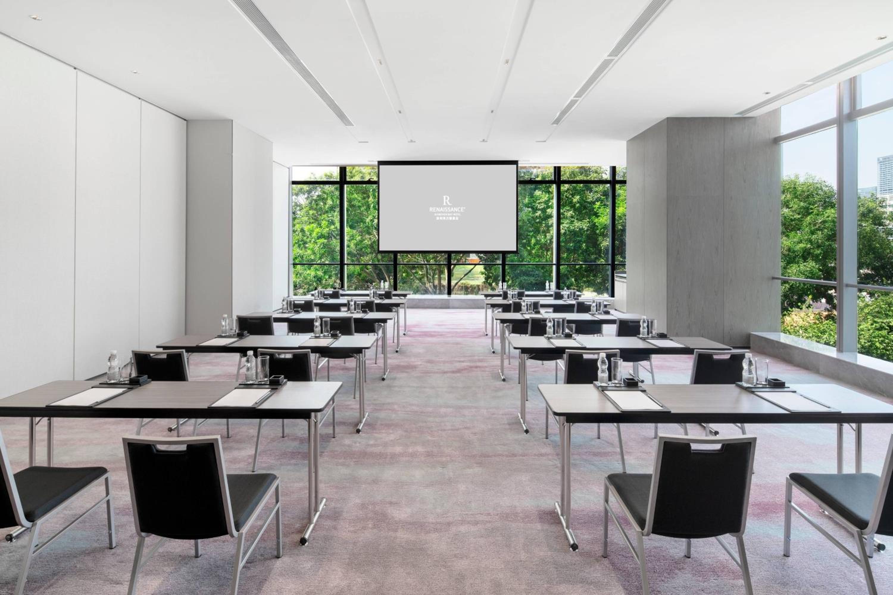 Renaissance Shenzhen Bay Hotel 54
