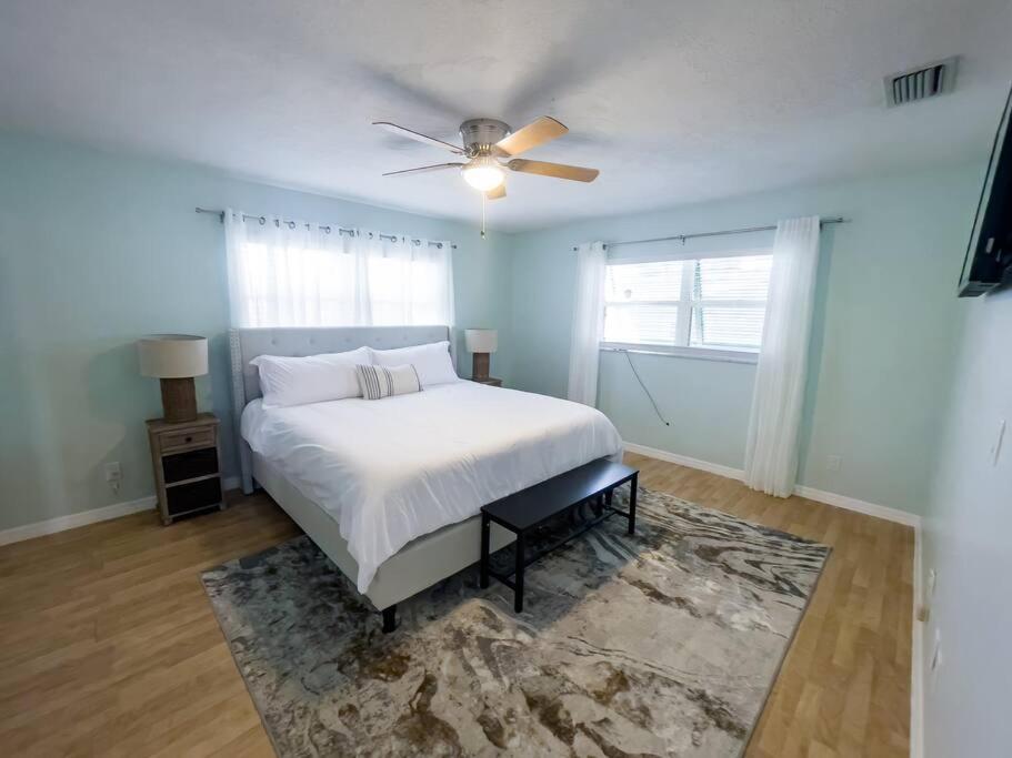 Skyline Breeze - Jensen Beach Family Getaway view 4