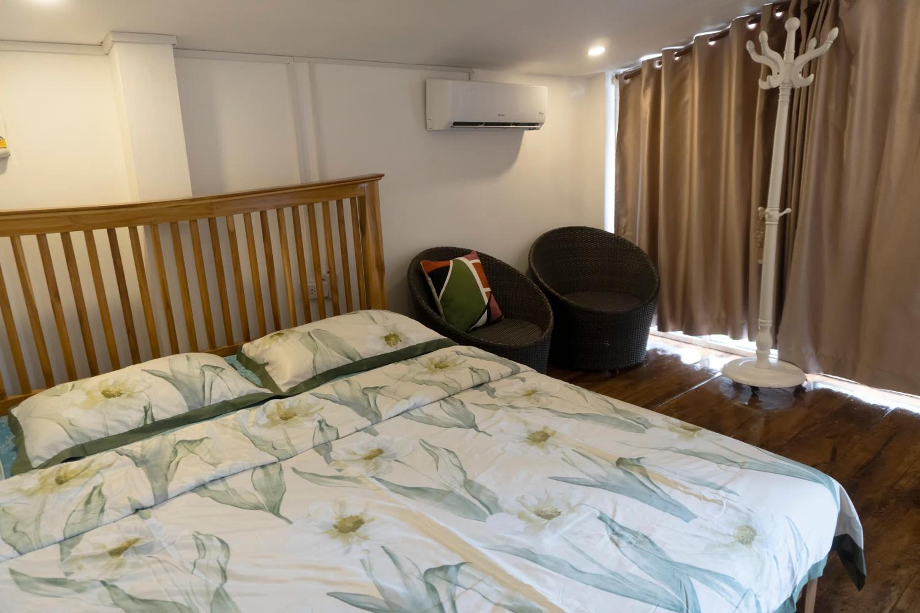Isano Nomad Hostel