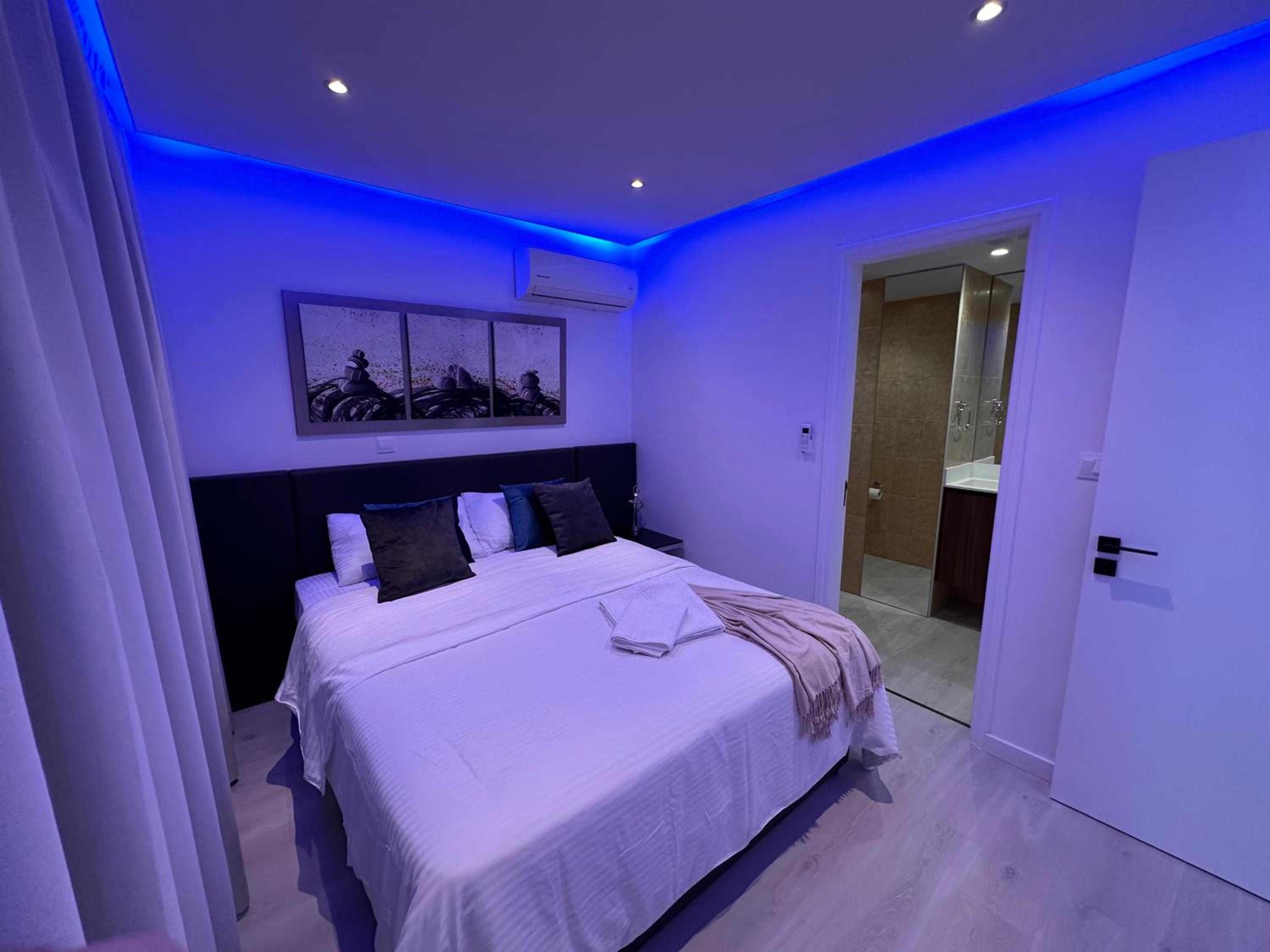 Felisia’s luxury apartment