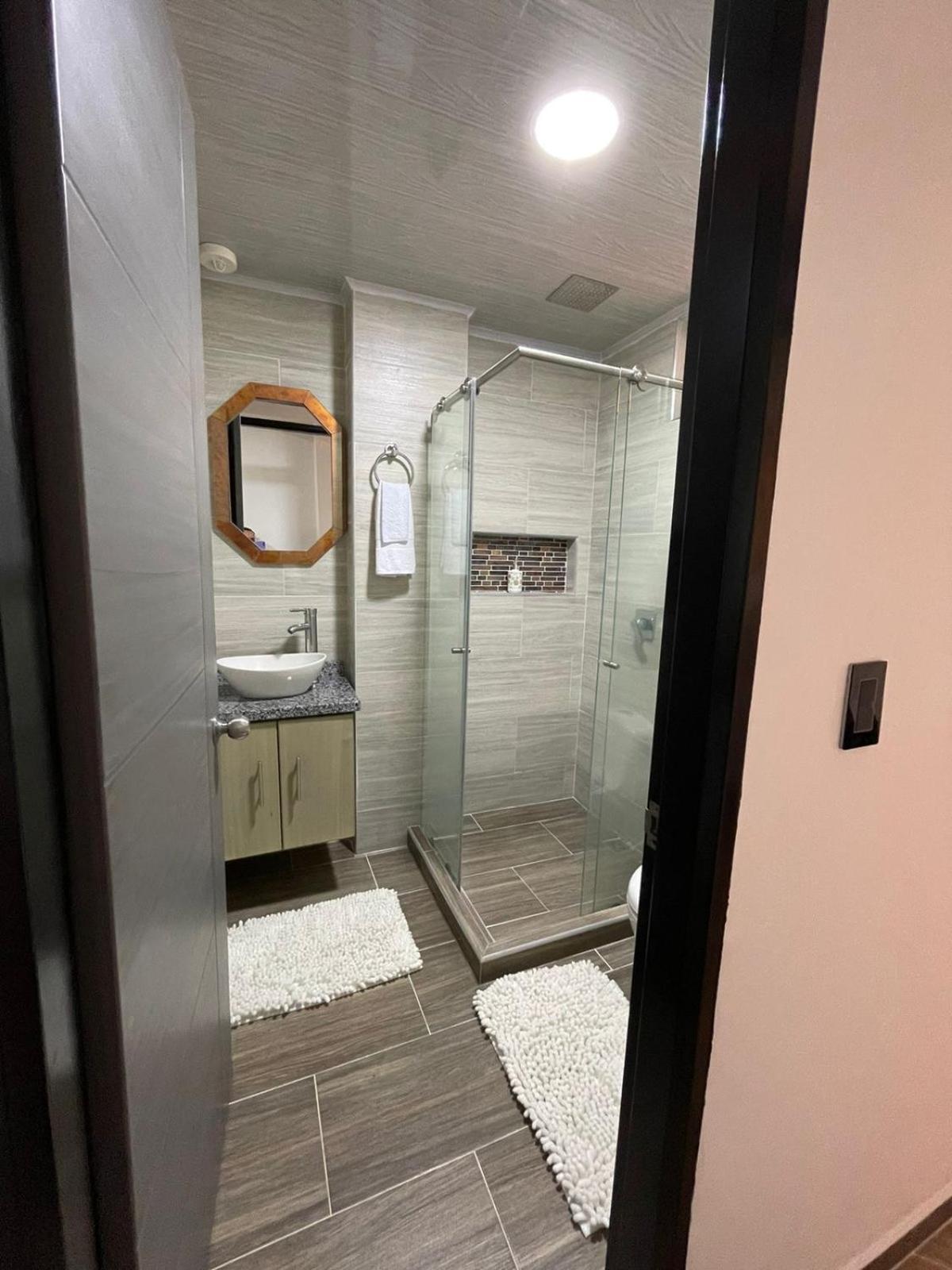 Moderno apto familiar piso 2