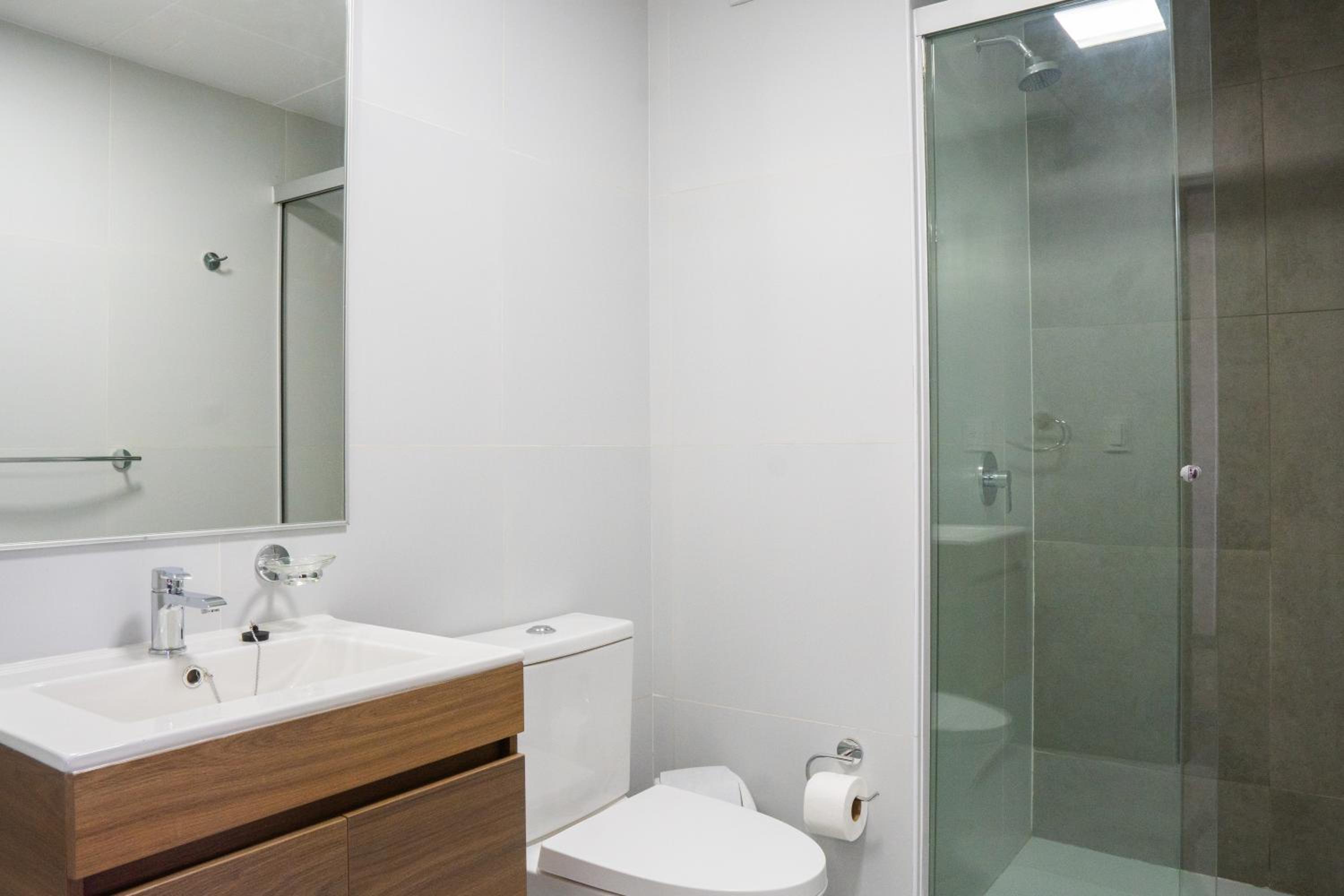 Sky Suites - Fabulous Downtown Studio