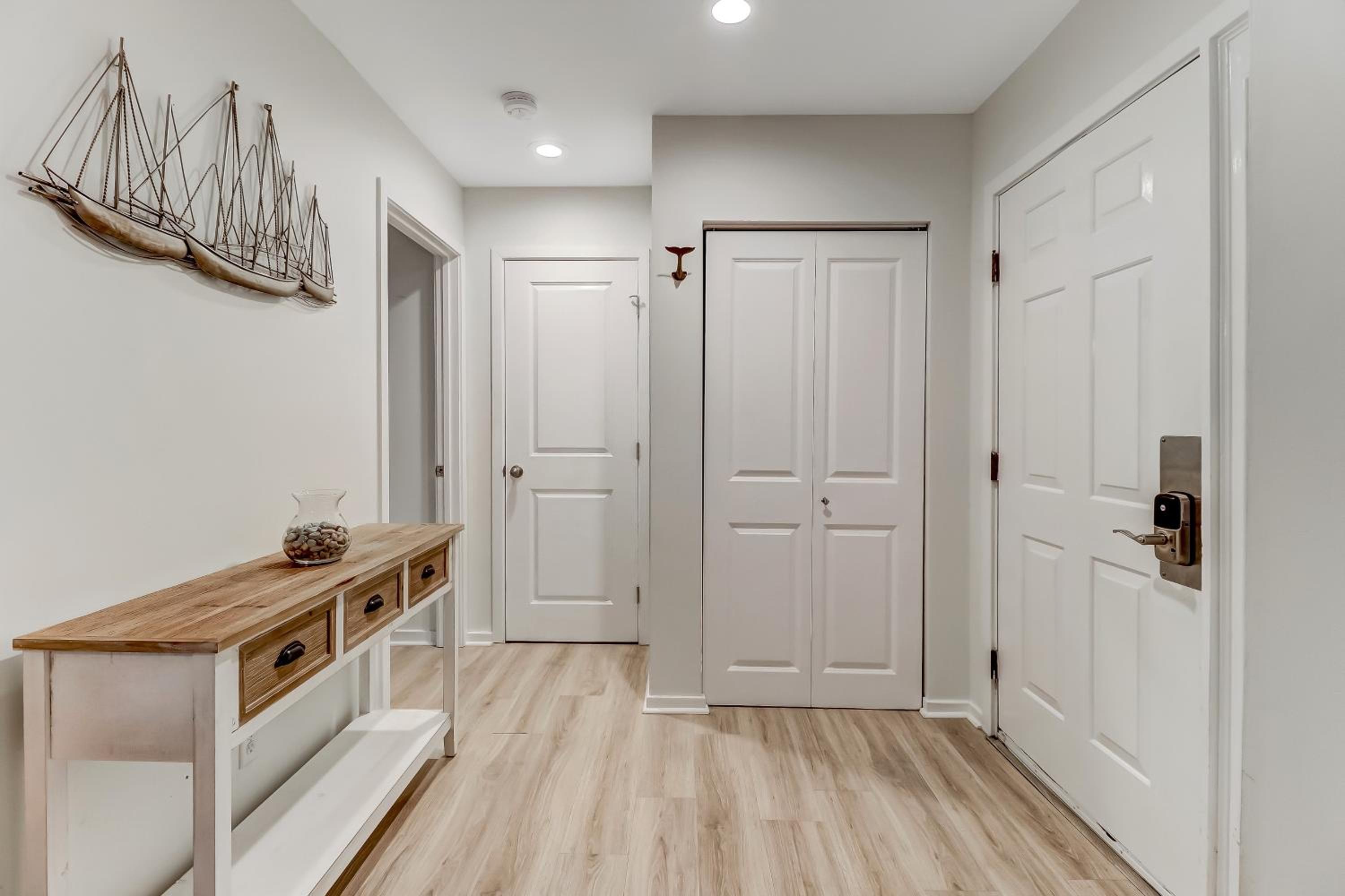 2354-56 Courtside Villas view 4