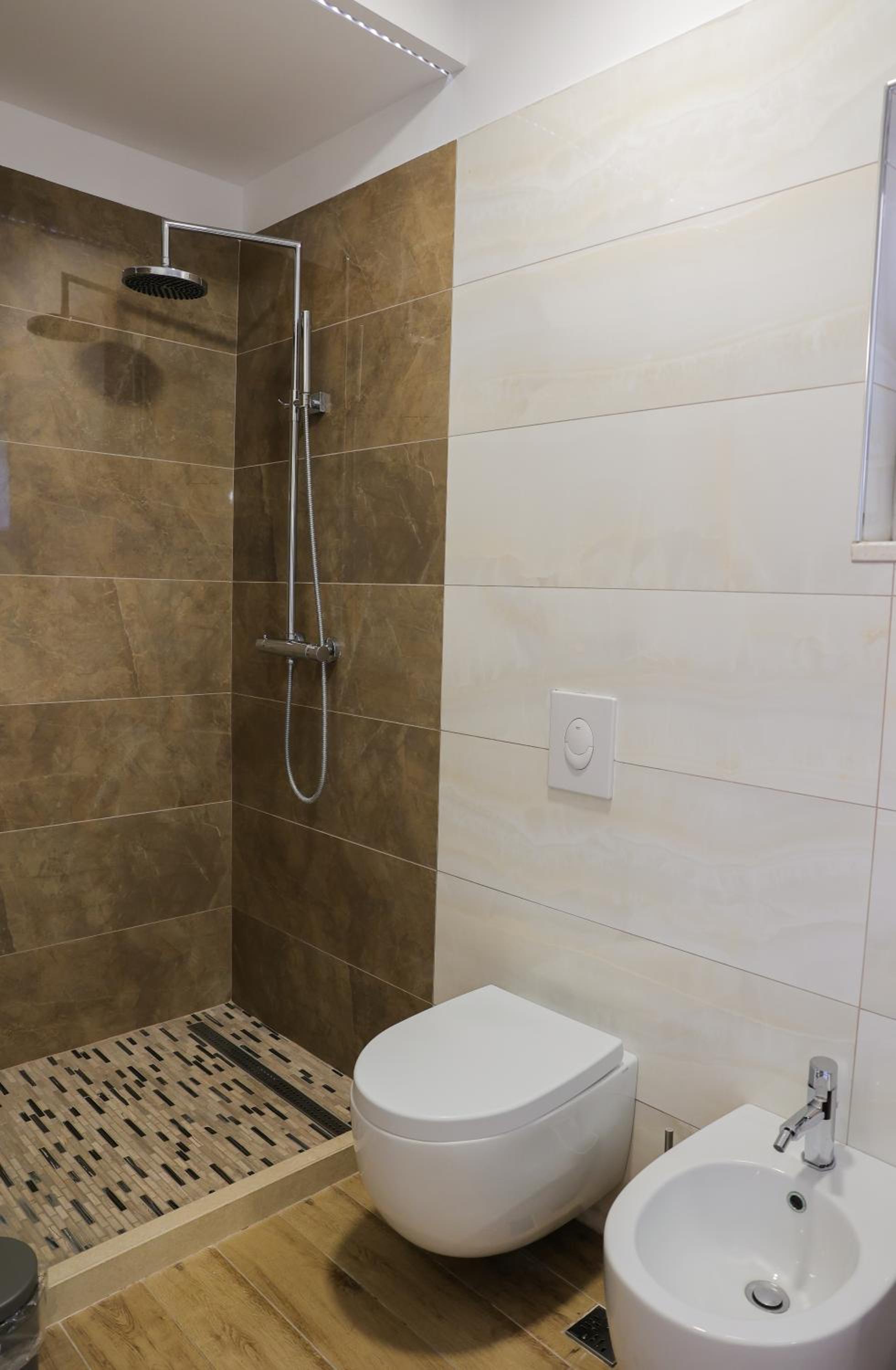 Alara Apartment