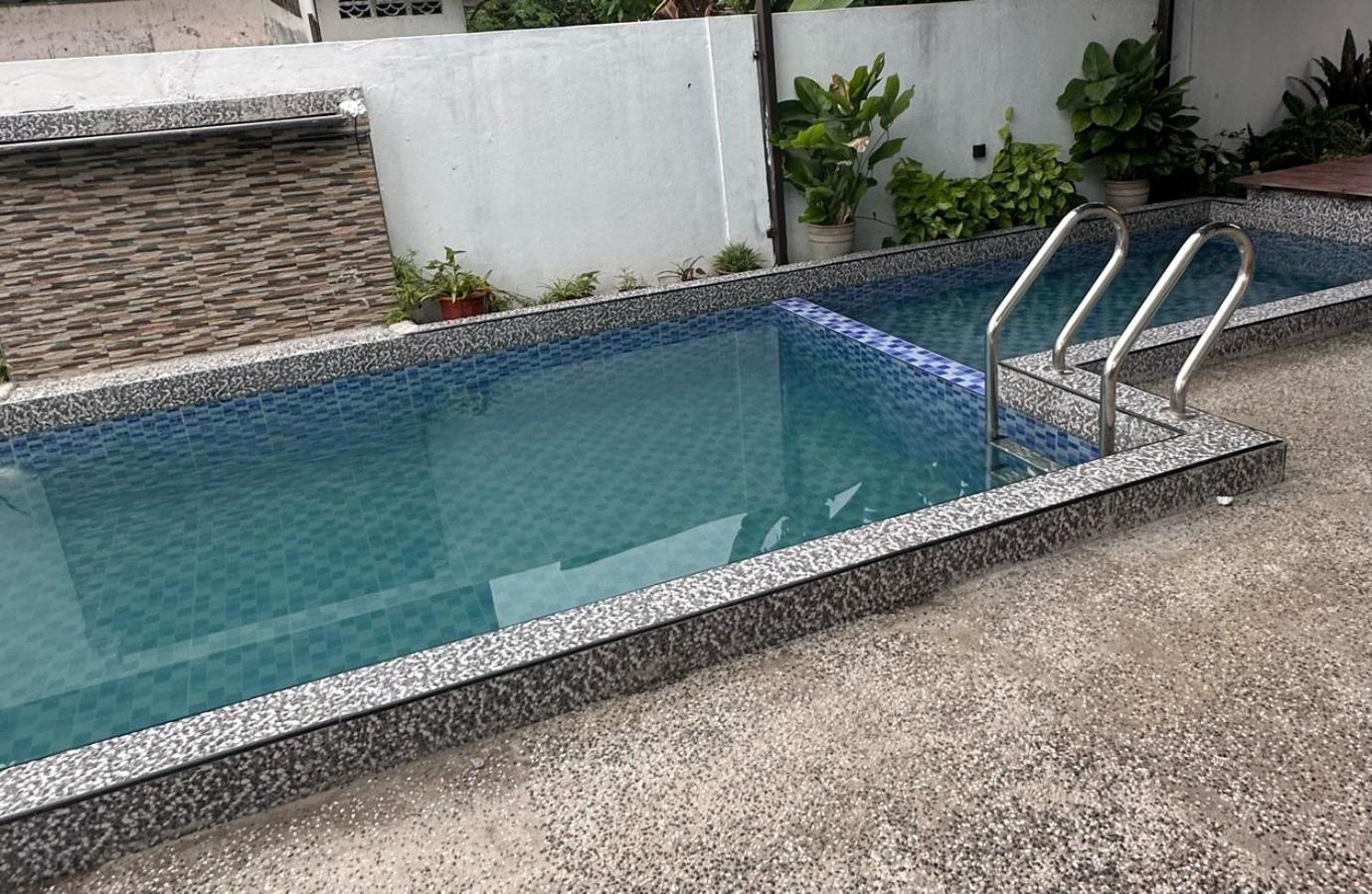 Homestay Durian Belanda