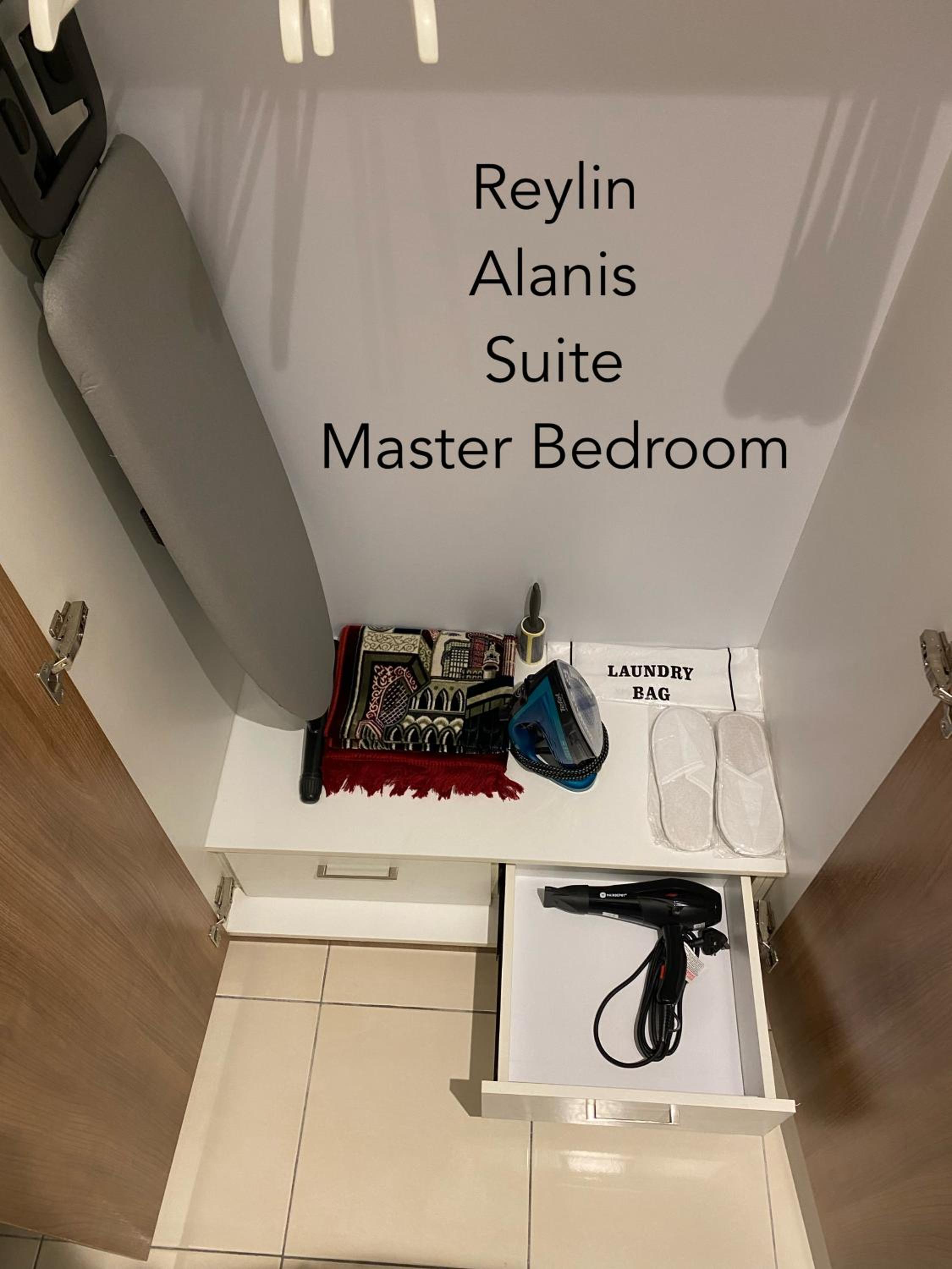 Reylin Alanis Suite // Free Wifi & Netflix // Airport Shuttle Service photo 7