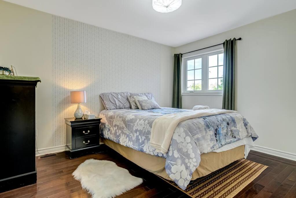 Luxury Home In Castlemore Brampton