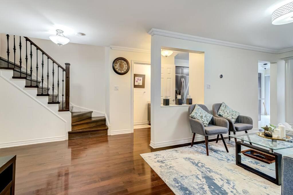 Luxury Home In Castlemore Brampton