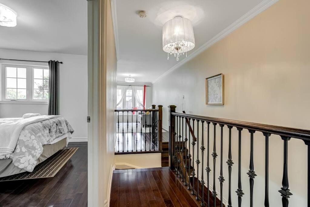 Luxury Home In Castlemore Brampton