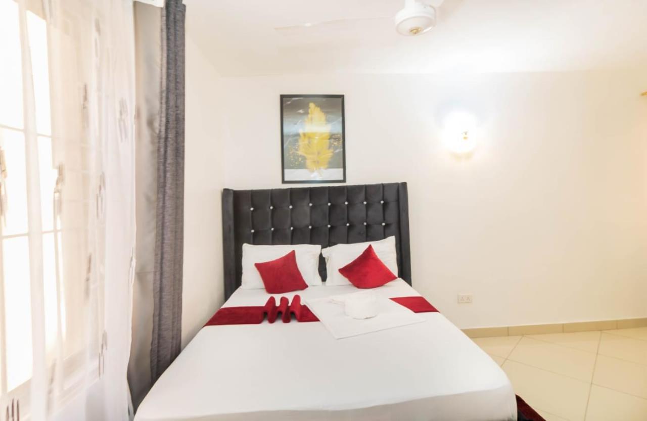 Executive 1 bedroom Queensize bed/hot shower/fast Wi-fi