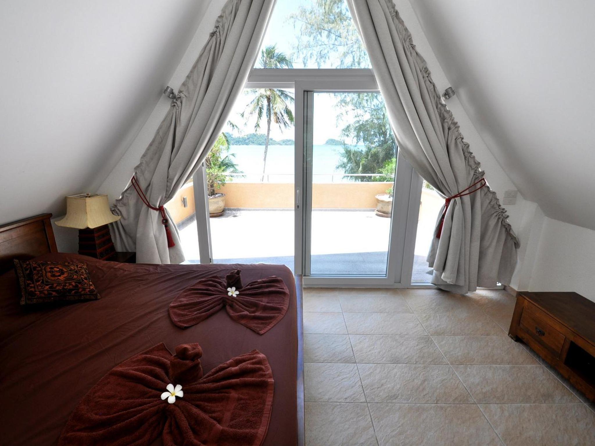 Dragon Sea View Villa
