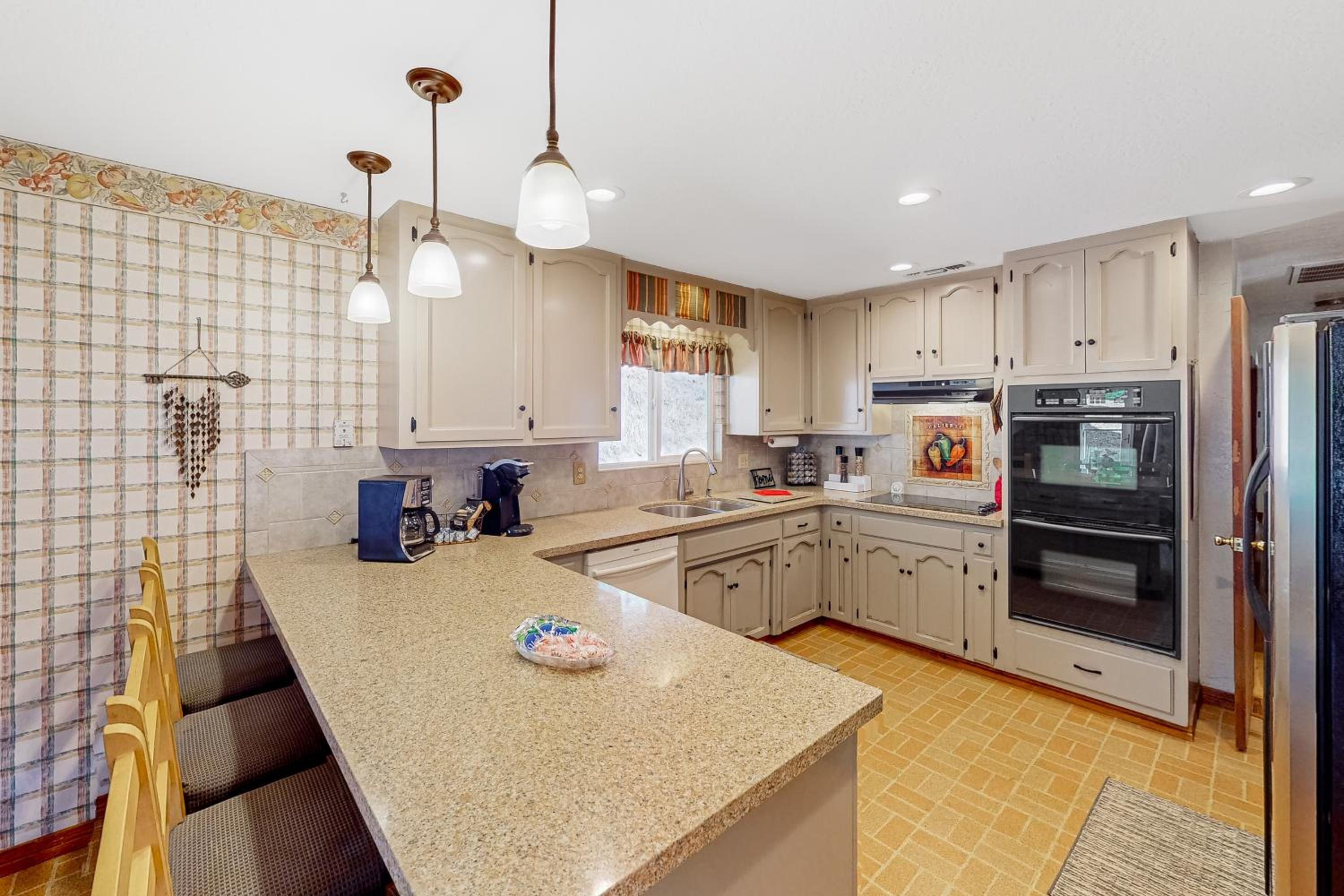 Pet-Friendly Jamestown Home with Sweeping Views!